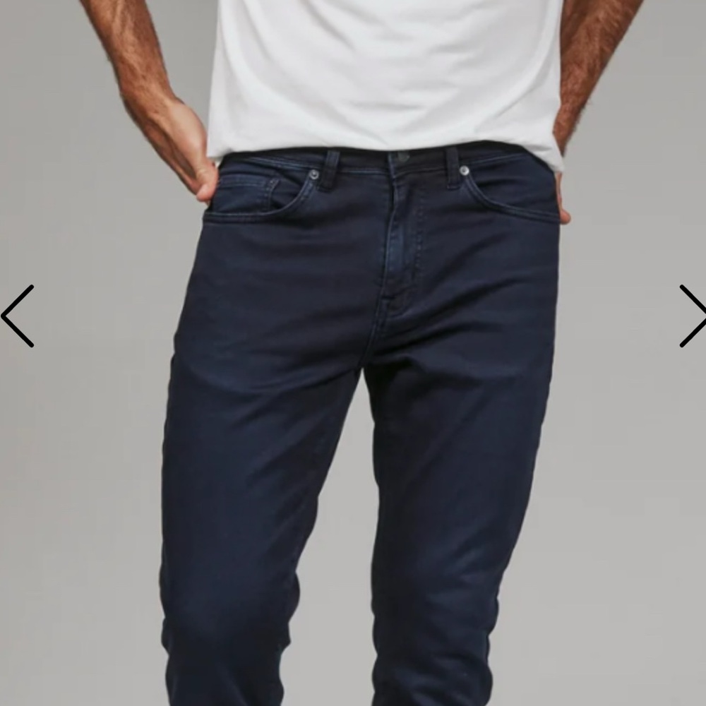 Men's Blue Jeans New with tag  Waist 38 length 34
